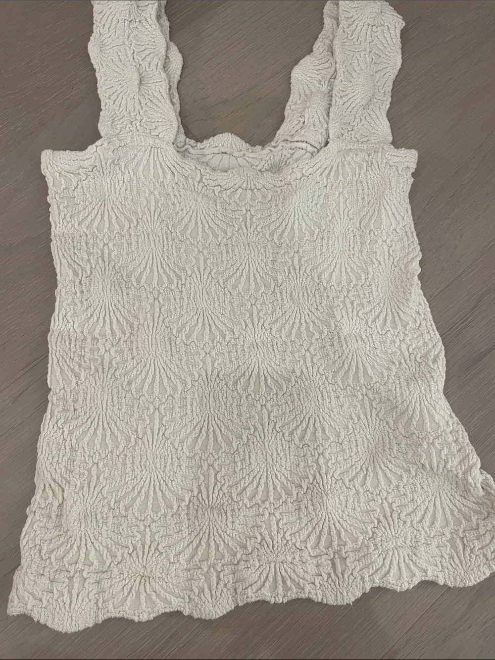 Cream Textured Tank Top Women’s small